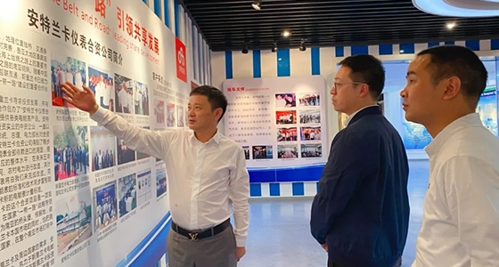 青田縣委常委、紀委書記、監委主任陸翔到安特集團開展“紀檢監察幹部聯百企”活動