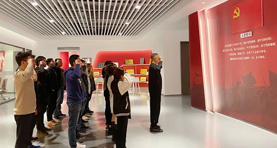 踔厲奮進新時代 雷鋒精神廣弘揚